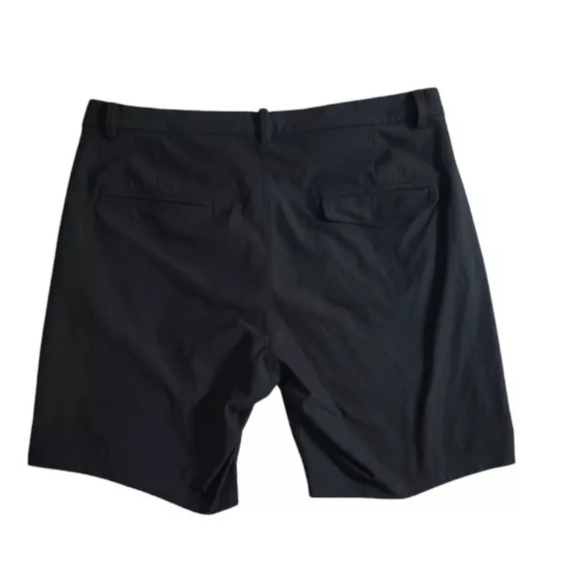 Lululemon Shorts Men Size 38 Commission  Hybrid Performance Stretch Black - Picture 2 of 9